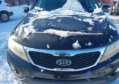 2011 Kia Sorento Lx from USA, damaged, VIN 5XYKTCA18BG179006